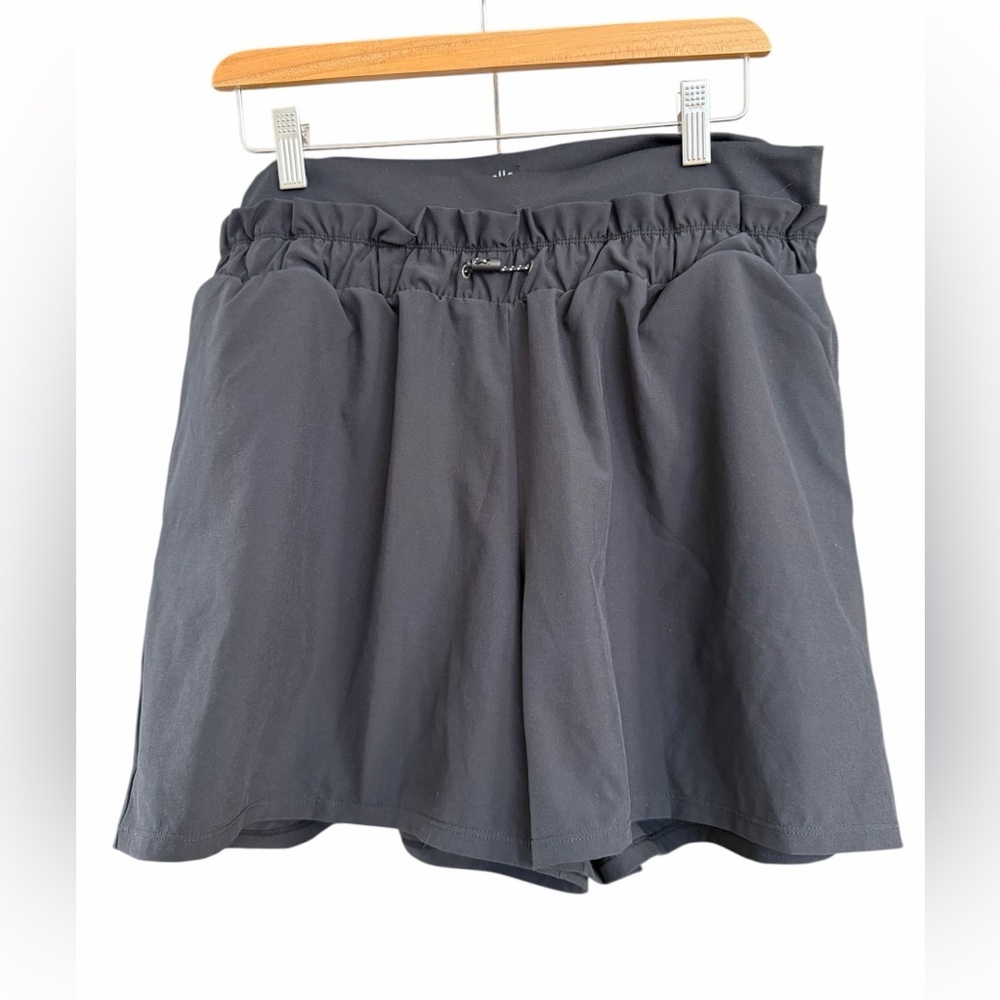 Zella Shirred Up Black Athletic Shorts
